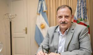 Increíble:El gobernador de la Rioja, Quintela tendría un sueldo igual a un empelado público de Salta.